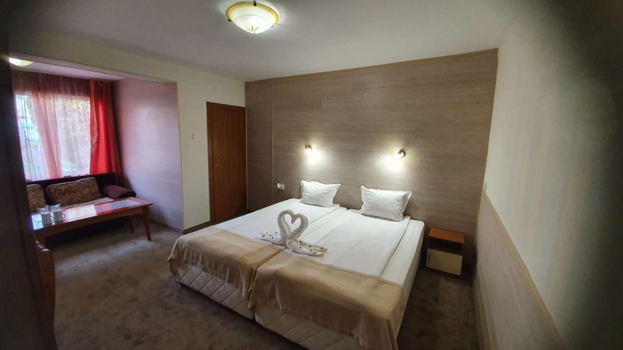 Family Hotel Kedara Burgas Exterior foto