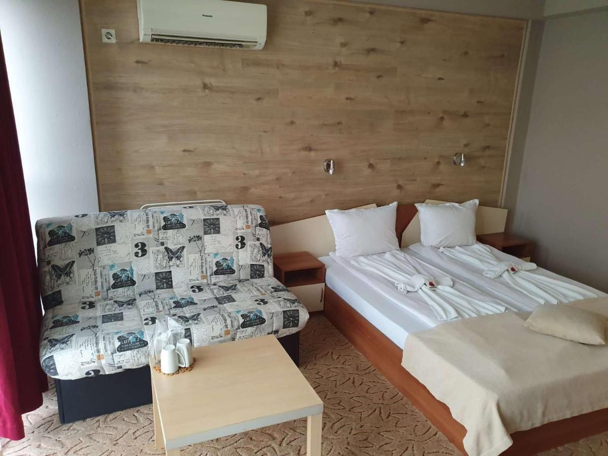 Family Hotel Kedara Burgas Exterior foto